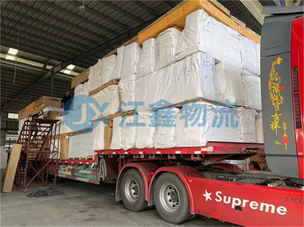 黔江到呼图壁物流价格